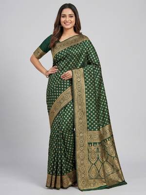 Green silk blend banarasi saree with unstitched blouse piece 2