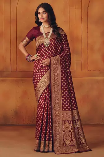 Mjaroon silk blend banarasi saree with unstitched blouse piece