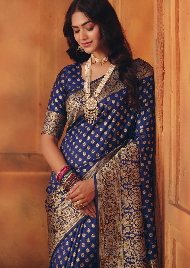 Navy blue silk blend banarasi saree with unstitched blouse piece