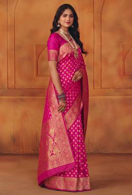 Pink silk blend banarasi saree with unstitched blouse piece 5