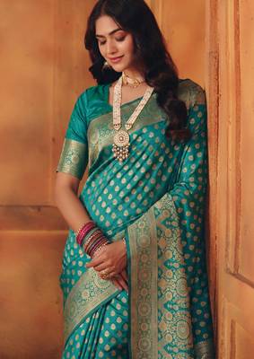 Rama silk blend banarasi saree with unstitched blouse piece 2