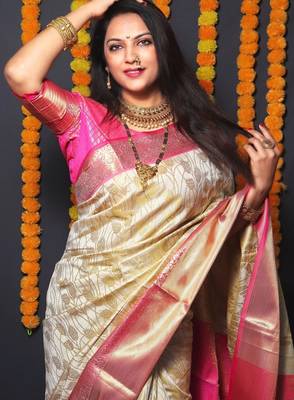 Off white silk blend banarasi saree with unstitched blouse piece 2