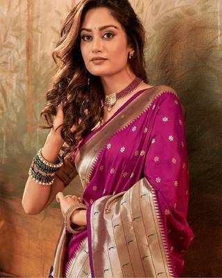 Rani pink silk blend banarasi saree with unstitched blouse piece 2