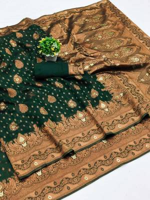 Green silk blend banarasi saree with unstitched blouse piece 1