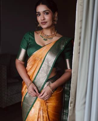 Yellow green silk blend banarasi saree with unstitched blouse piece 1