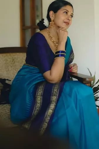 Sky blue silk blend banarasi saree with unstitched blouse piece