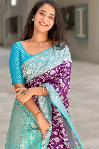 Purple silk blend banarasi saree with unstitched blouse piece