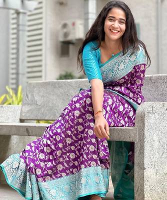 Purple silk blend banarasi saree with unstitched blouse piece 3