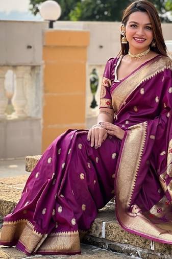 Purple silk blend banarasi saree with unstitched blouse piece