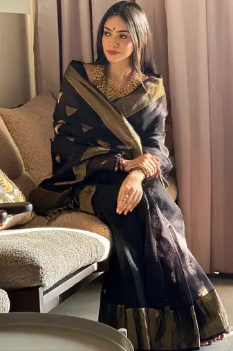 Black silk blend banarasi saree with unstitched blouse piece