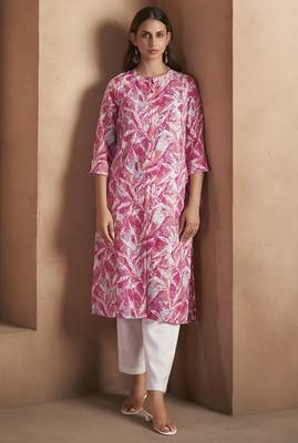 Light pink cotton blend printed kurta for women 1