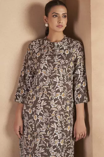 Brown cotton blend floral printed kurta for women