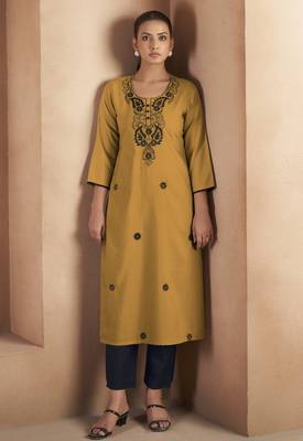 Musterd cotton blend chikankari embroidered kurta for women 1