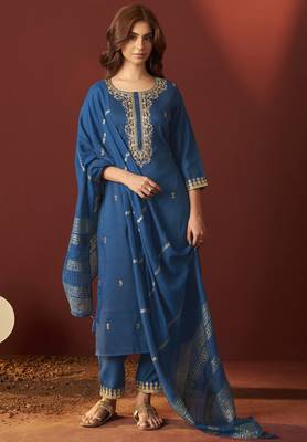 Rama chinnon embroidered kurta set with dupatta 3