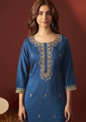 Rama chinnon embroidered kurta set with dupatta 4