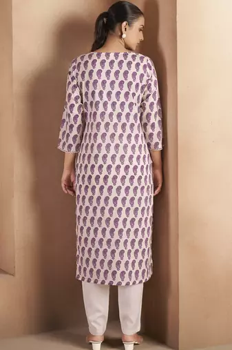 Cream & wine pure cotton paisley printed kurta for women