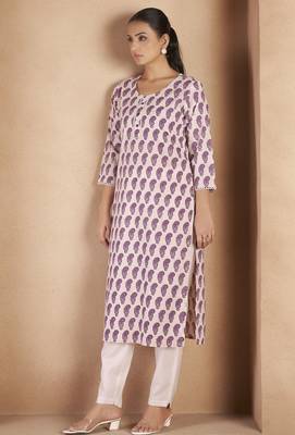 Cream & wine pure cotton paisley printed kurta for women 3