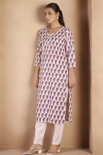 Cream & wine pure cotton paisley printed kurta for women