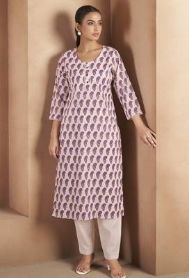 Cream & wine pure cotton paisley printed kurta for women 4