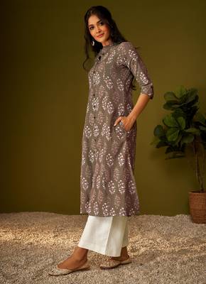 Women brown cotton ethnic motifs a-line kurta 3