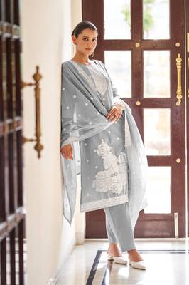 Grey ethnic motifs floral jacquard straight thread work kurta set 1