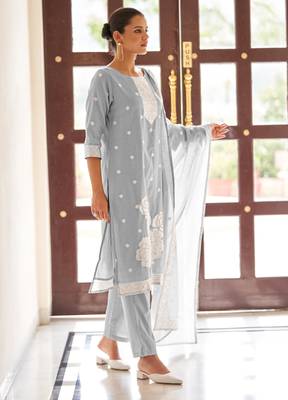 Grey ethnic motifs floral jacquard straight thread work kurta set 4
