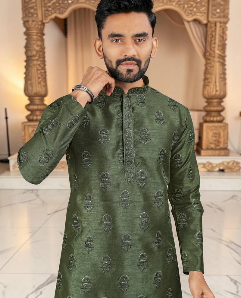 men’s traditional ethnic wear cotton kurta for festive & casual use