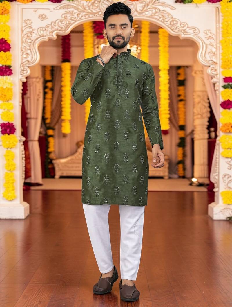 men’s traditional ethnic wear cotton kurta for festive & casual use