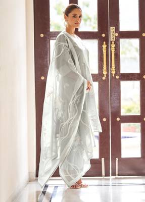 Grey ethnic motifs jacquard straight thread work kurta set 3