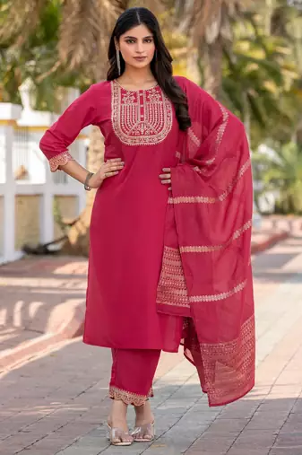 Pink cotton blend embroidered kurta set with dupatta for women