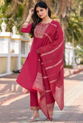 Pink cotton blend embroidered kurta set with dupatta for women 4