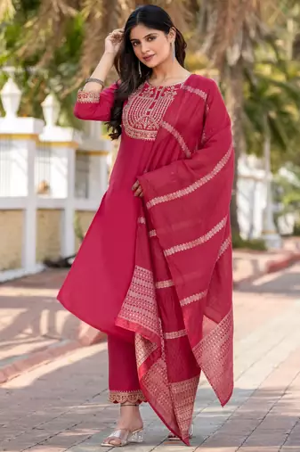 Pink cotton blend embroidered kurta set with dupatta for women