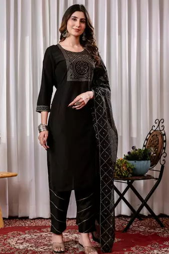 Black chinon foil printed kurta set with dupatta