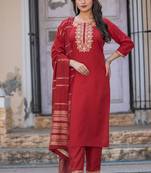 Red cotton blend embroidered kurta set with dupatta for women