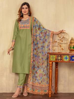 Pista cotton printed kurta set with dupatta 2