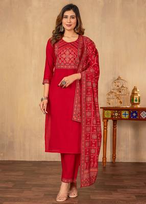 Red cotton printed kurta set with dupatta 1