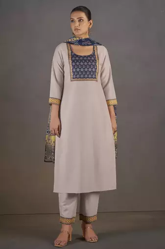 Cream chinnon floral printed kurta set for women
