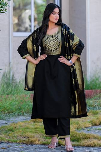 Black cotton blend jacquard kurta set with dupatta for women