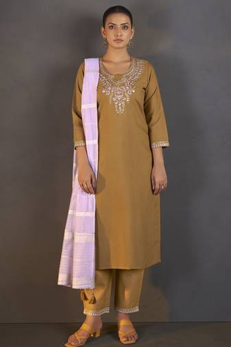 Mustard cotton blend floral embroidered kurta set for women
