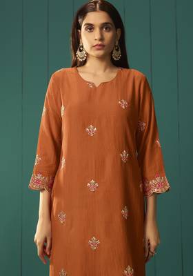 Orange chinnon embroidered kurta set with dupatta for women 4