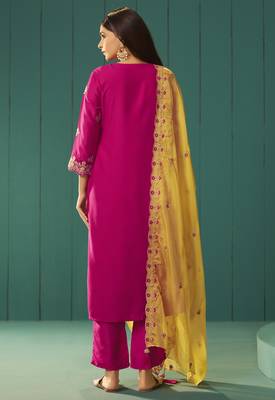 Pink chinnon embroidered kurta set with dupatta for women 2