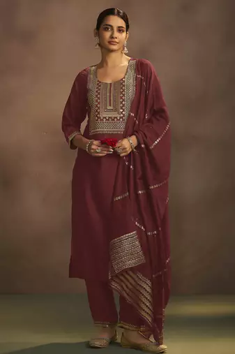 Rust chinnon embroidered kurta set with jacquard dupatta