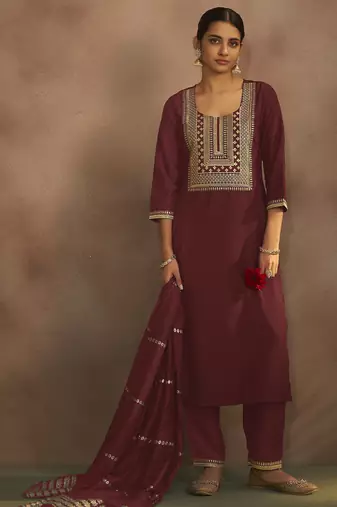 Rust chinnon embroidered kurta set with jacquard dupatta