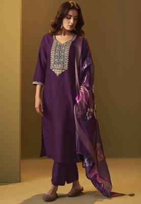 Women's designer wine cotton blend embroidered straight kurta with pant and organza jacquard printed dupatta set 1