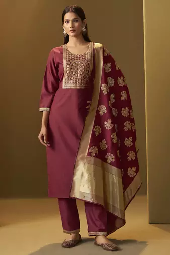 Women's festive red cotton blend jacquard straight kurta with solid pant and silk jacquard dupatta set