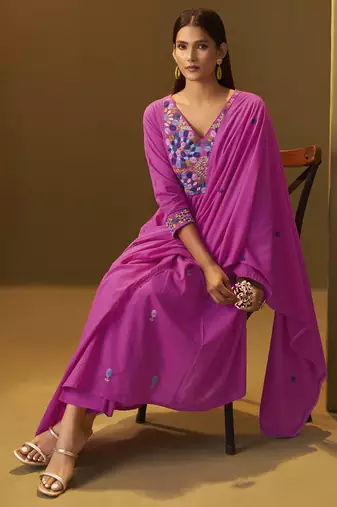 Women's light pink pure cotton embroidered kurta set with dupatta