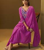Women's light pink pure cotton embroidered kurta set with dupatta