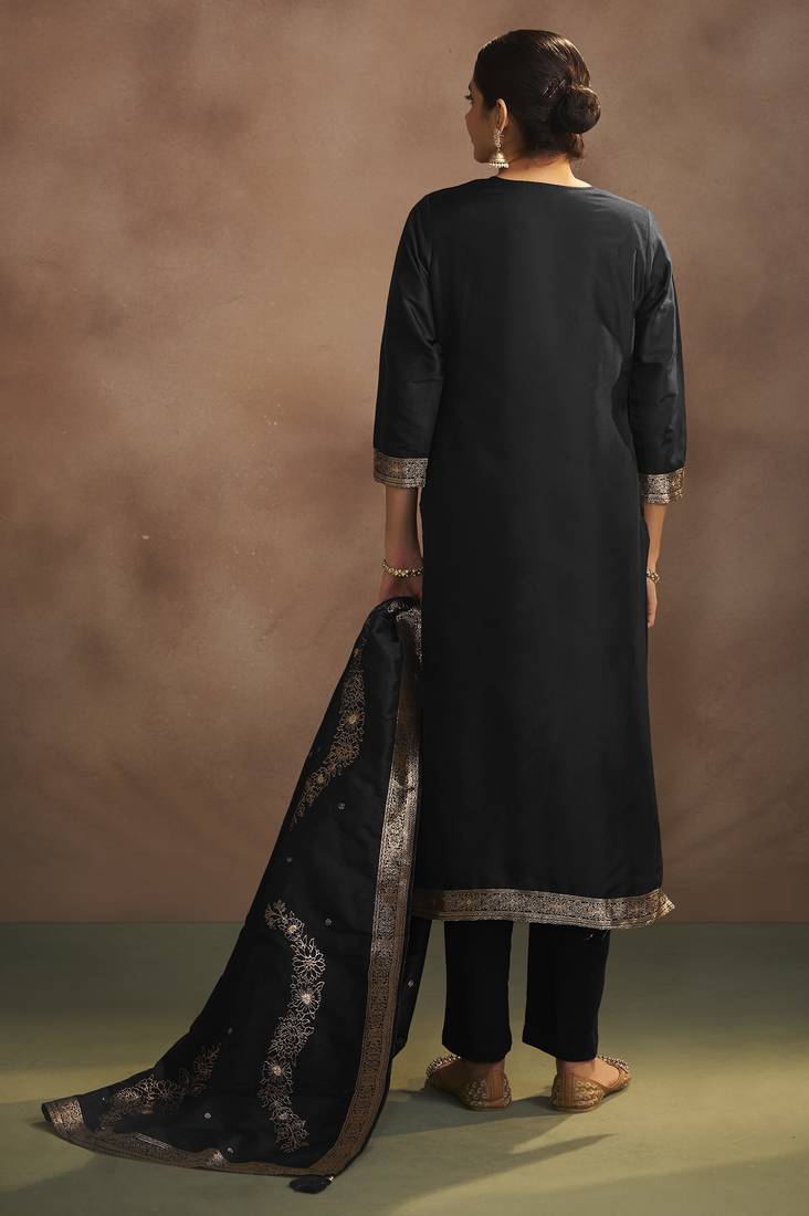 Women's black jacquard art silk straight kurta set with cotton bottom & silk blend dupatta