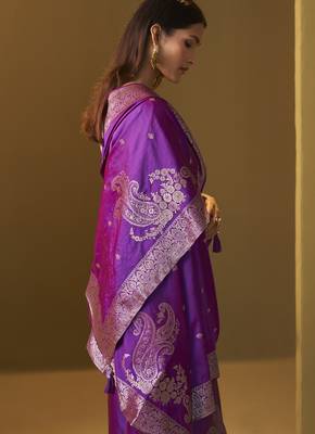 Women's purple jacquard art silk straight kurta set with cotton bottom & silk blend dupatta 4