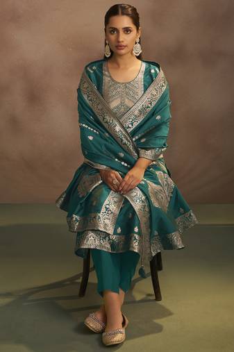 Women's rama green jacquard art silk straight kurta set with dupatta